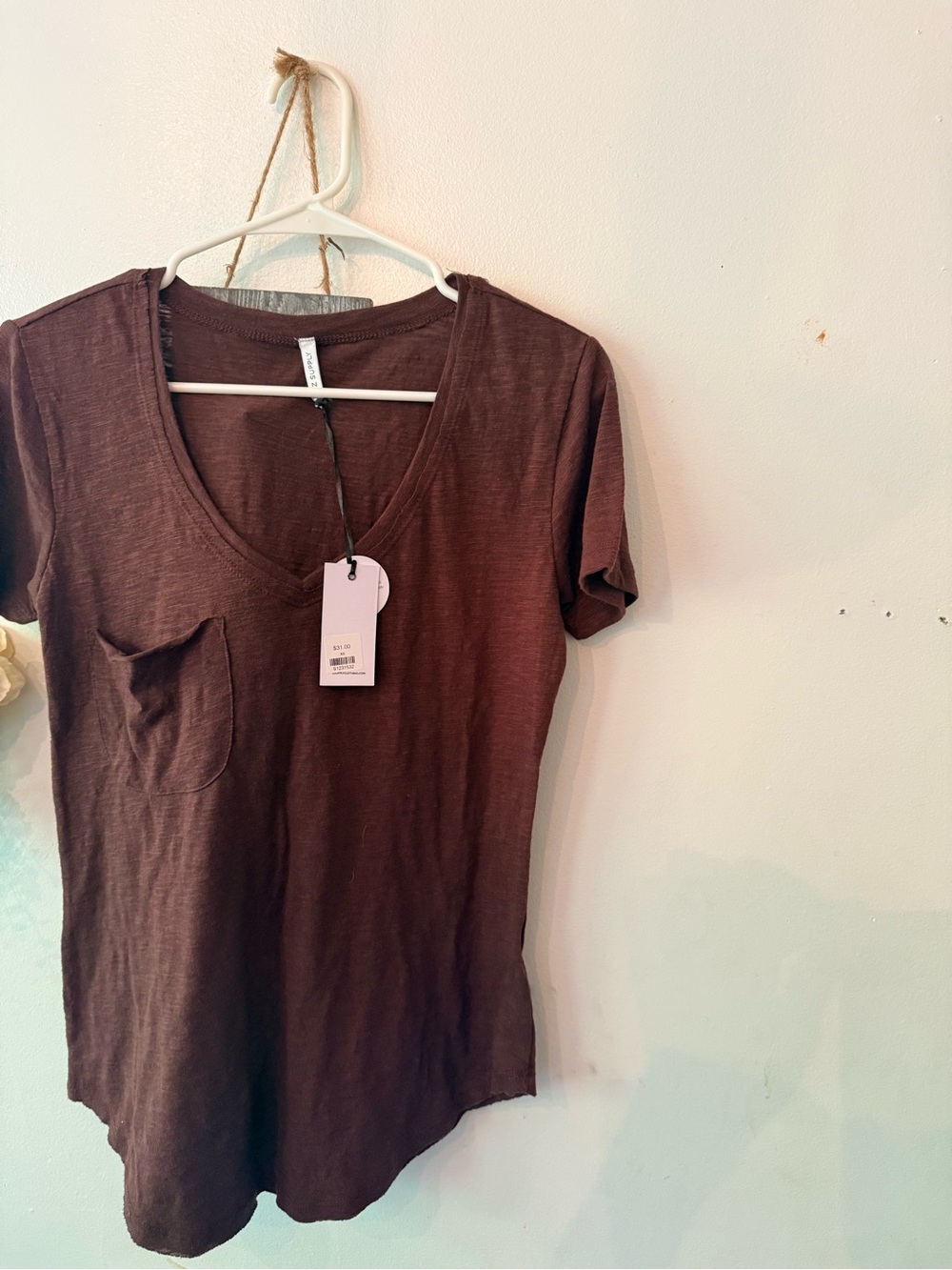 NWT Z-Supply Women’s V-Neck Pocket Tee - Dark Brown